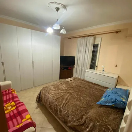 Kelvin Apartment *